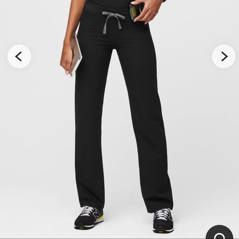 Livingston™ Basic Scrub Pants size small